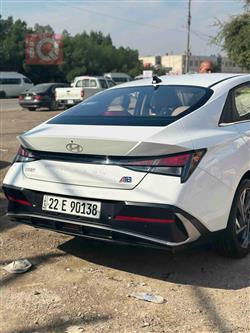 هیوندای ئەلەنترا